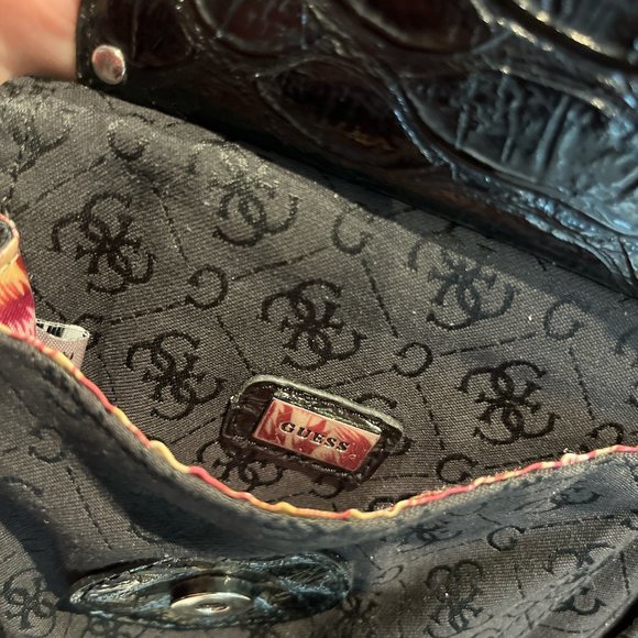 GUESS Belt Bag Y2K Magnetic Closure 2 Zippered Pockets Fits up to 27" Waist - Picture 6 of 13